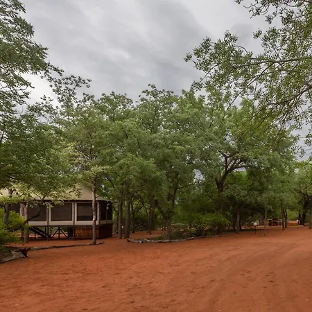 Iphofolo Lodge & Tented Camp Vivo Exterior photo