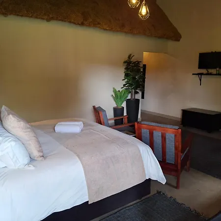 Iphofolo Lodge & Tented Camp Vivo Exterior photo